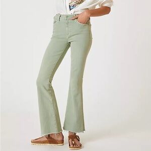 Mother The Weekender Fray Green Frayed Hem Flare Mid Rise Jean, Sz 27